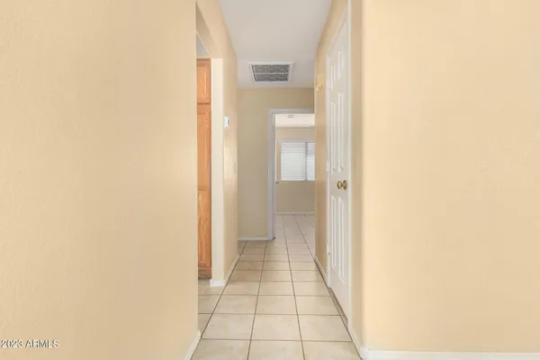 $1,695 | 8548 West Hatcher Road, Peoria, AZ 85345