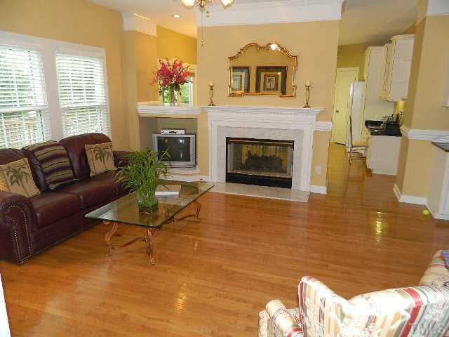 9108 Breeland Way Raleigh, NC 27613 - Photo 5 of 25 Photo 5