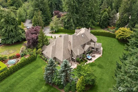 $3,749,000 | 20450 Northeast 71st Street, Redmond, WA 98053