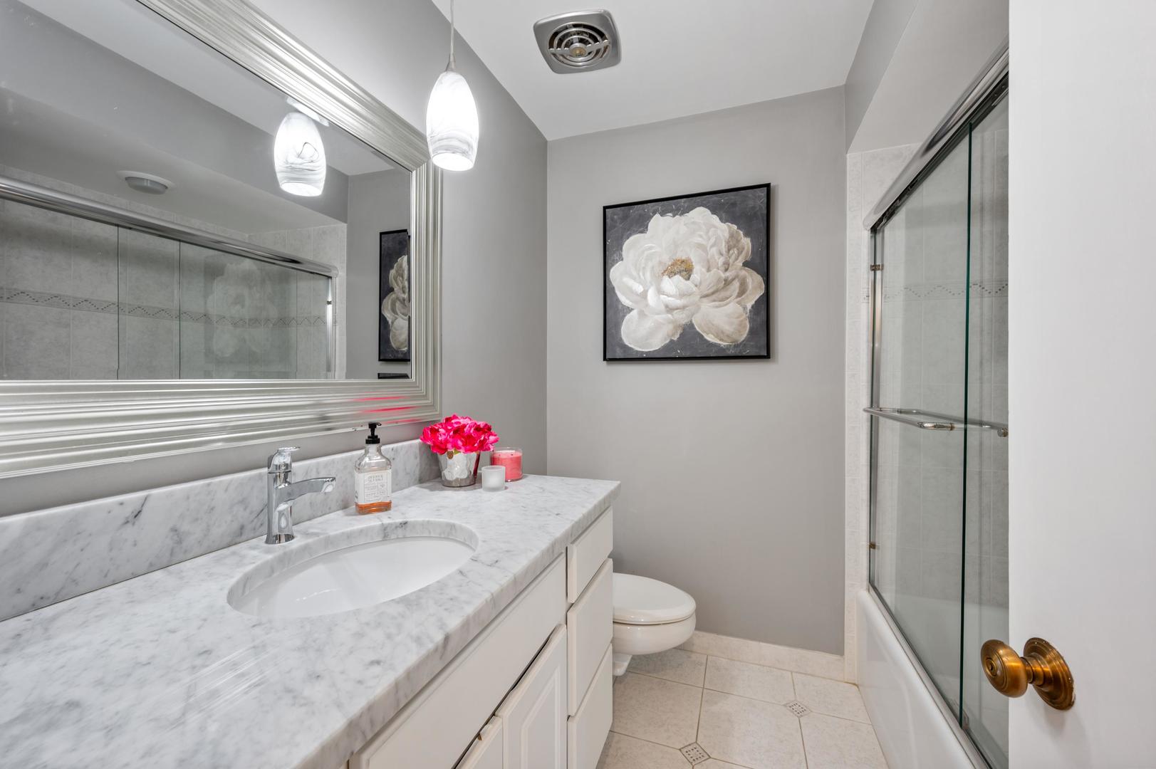 1 North Dee Road, Unit 1C Park Ridge, IL 60068 - Photo 15 of 22