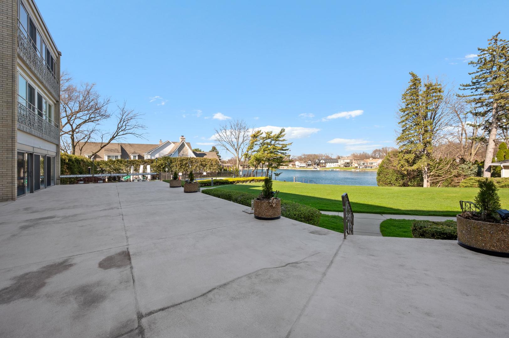 1 North Dee Road, Unit 1C Park Ridge, IL 60068 - Photo 19 of 22