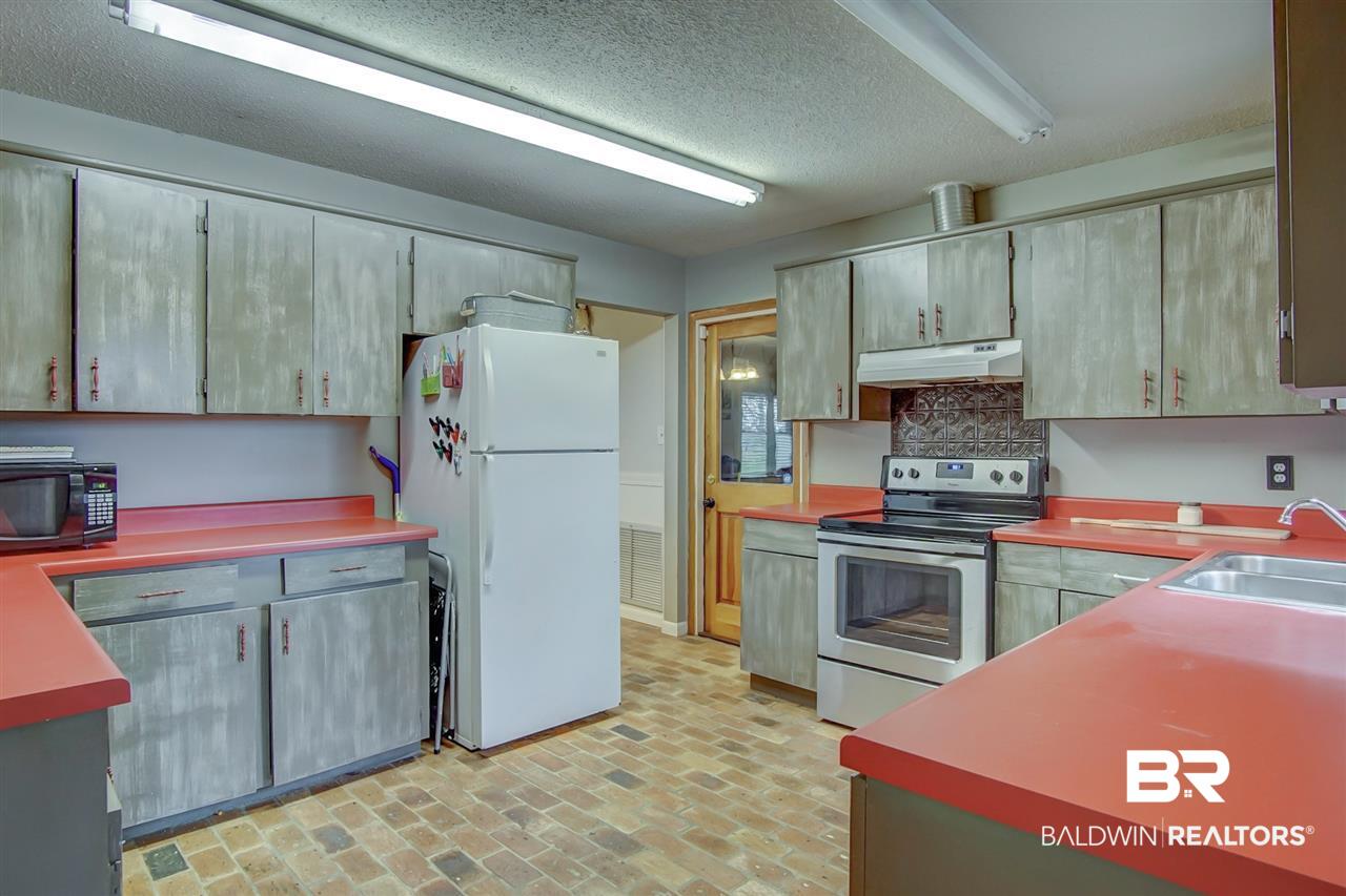 22601 Price Grubbs Road Robertsdale, AL 36567 - Photo 14 of 39