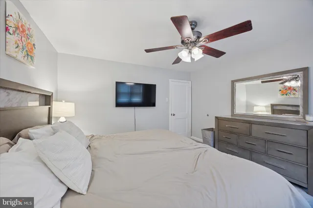 $324,999 | 367 Salaignac Street, Philadelphia, PA 19128