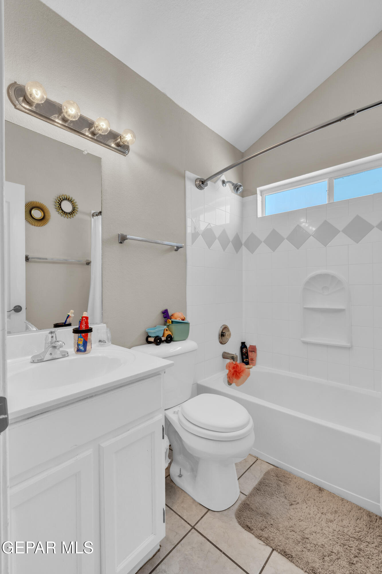 11121 Ilan Ramon Place El Paso, TX 79934 - Photo 18 of 54 4 (1)
