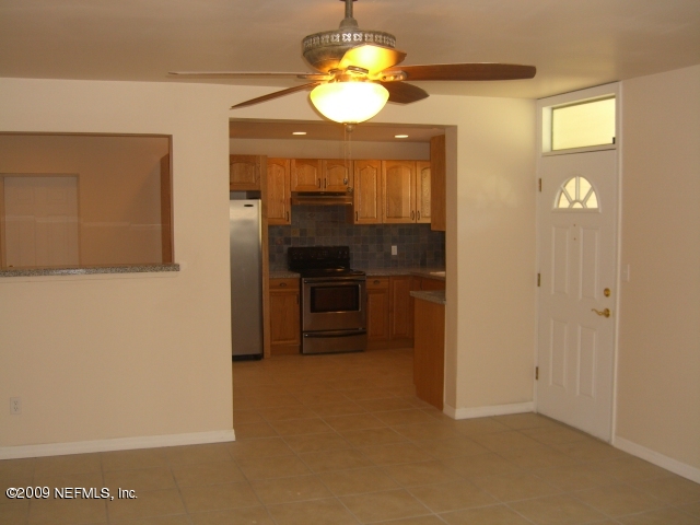 824 Middleton Road Jacksonville, FL 32211 - Photo 15 of 24 kitchen
