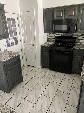 $245,000 | 11435 Meadoway Drive, Houston, TX 77089