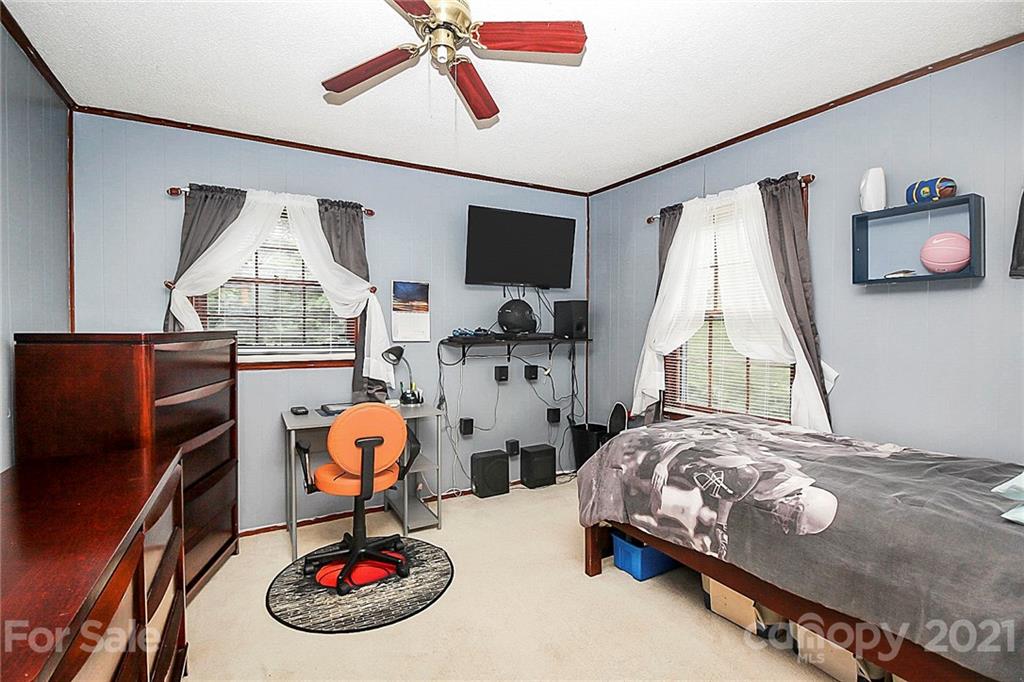 599 Stateline Road Clover, SC 29710 - Photo 26 of 27 Gallery Image 26