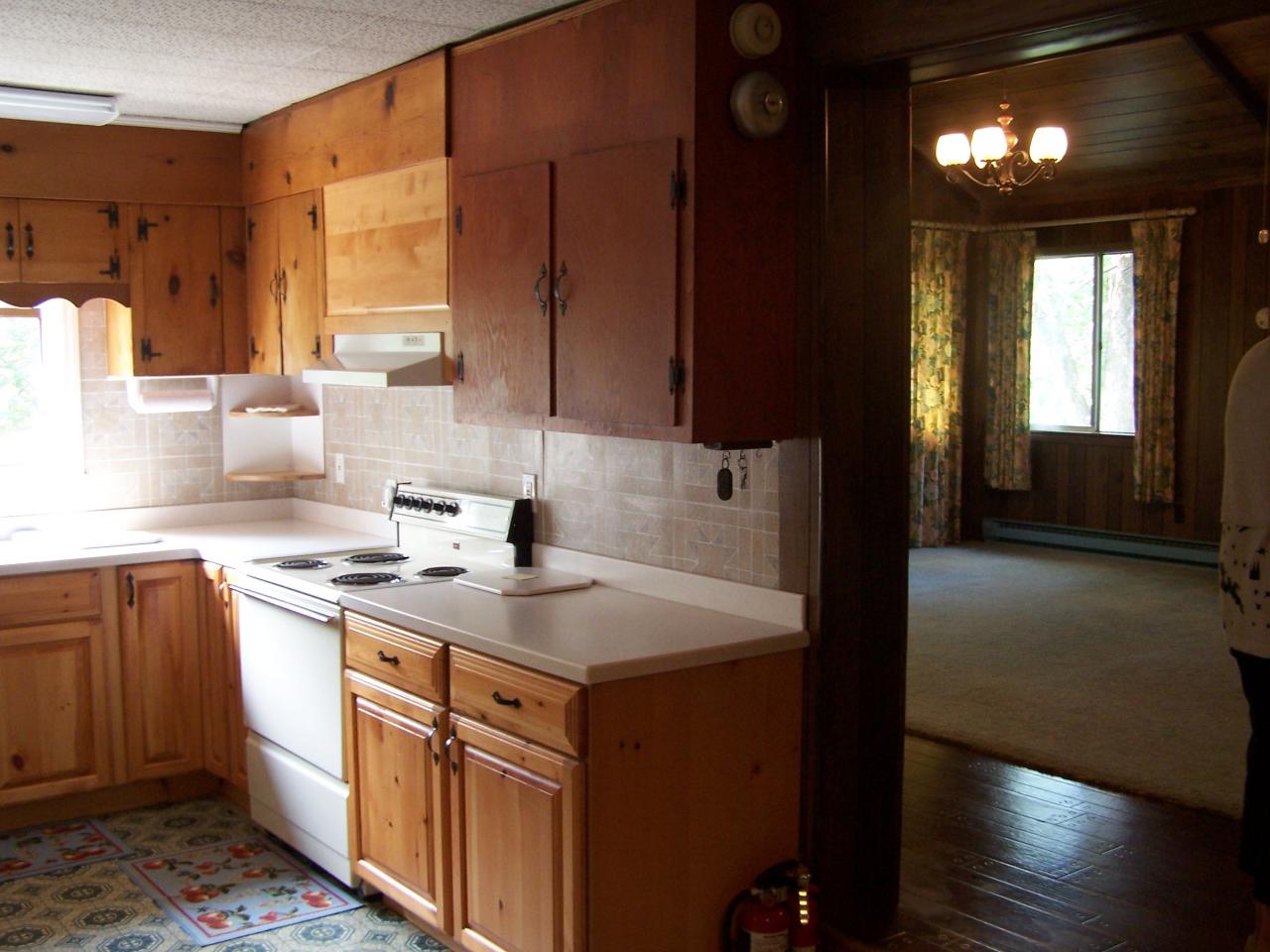 153 Ottaway Road Troutville, VA 24175 - Photo 6 of 22 Kitchen