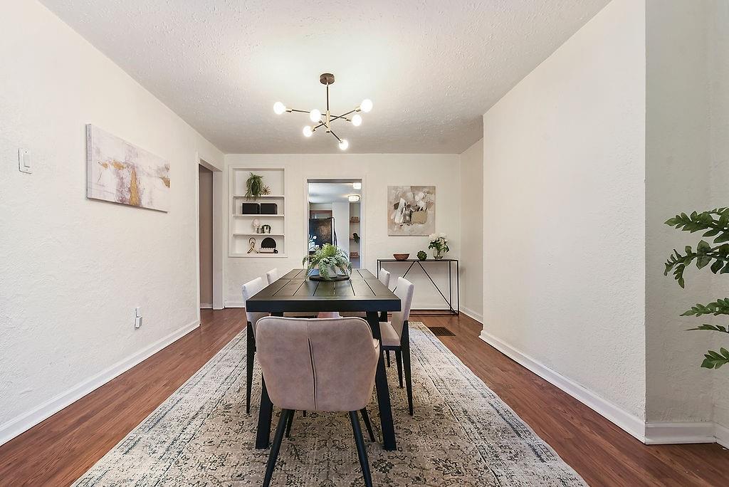 1302 Boyle Street Pittsburgh, PA 15212 - Photo 11 of 50 a dining room with furniture and window