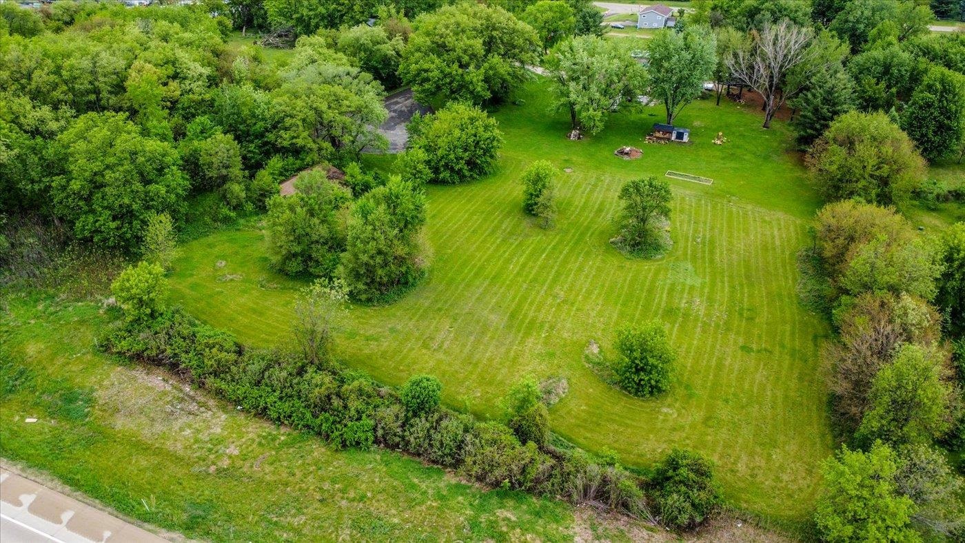 4768 Garden Sun Prairie Sun Prairie, WI 53590 - Photo 4 of 27