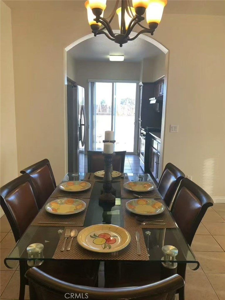 178 West Paramount Street Azusa, CA 91702 - Photo 5 of 9