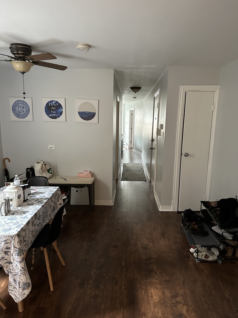 1127 North State Street, Unit 2A Chicago, IL 60611 - Photo 5 of 11 a view of a workspace with furniture