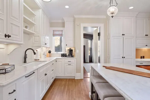 $1,495,000 | 2504 Euclid Place, Minneapolis, MN 55405
