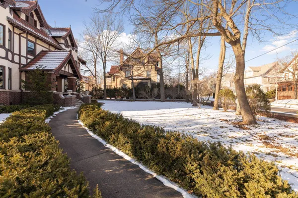 $1,495,000 | 2504 Euclid Place, Minneapolis, MN 55405