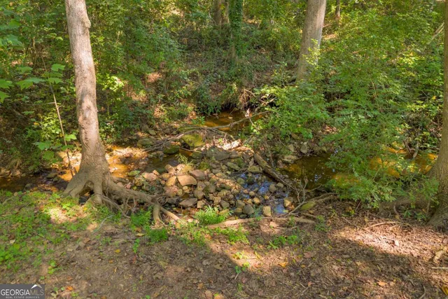 $650,000 | 197 Joan Smith Road, Hull, GA 30646