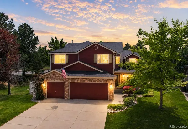 $900,000 | 840 Deer Clover Circle, Castle Pines, CO 80108