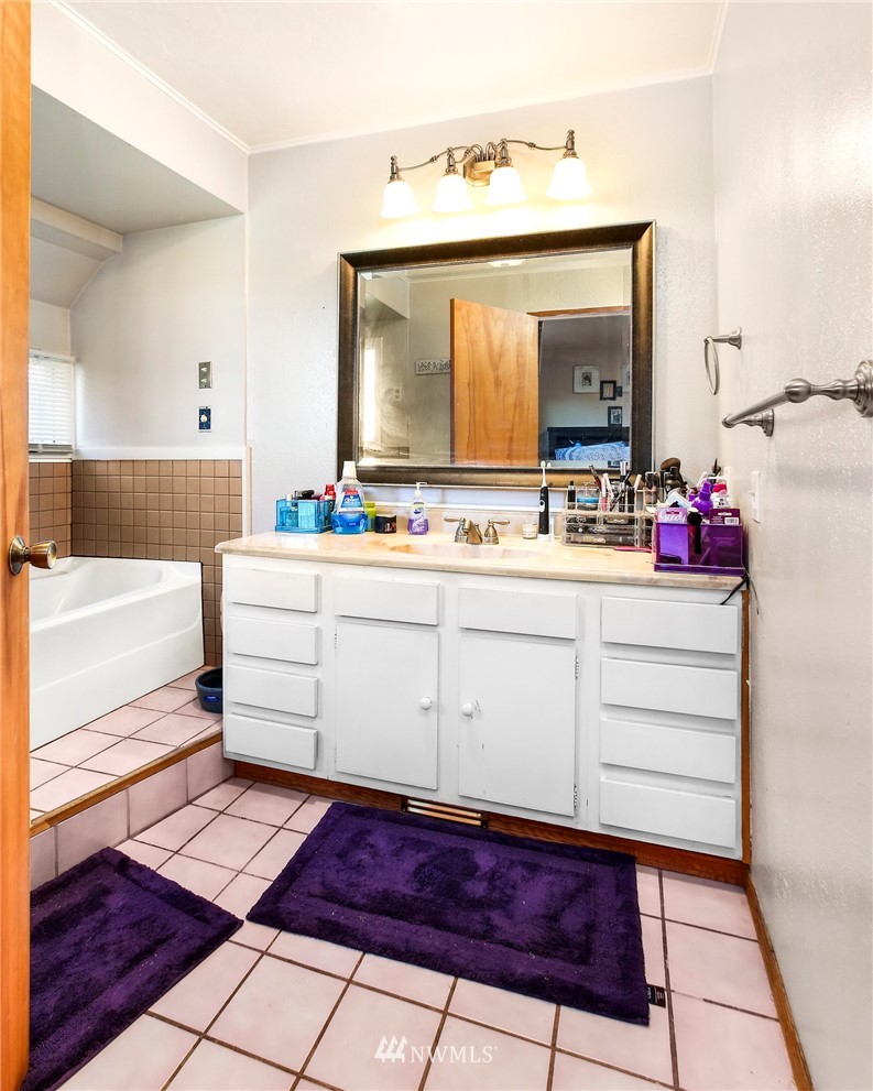 212 Reeds Lane Everson, WA 98247 - Photo 14 of 25 Gallery Image 14