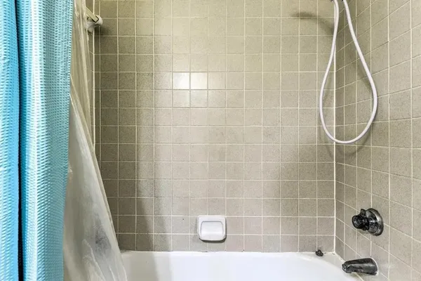 $159,900 | 1700 Baird Farm Circle, Unit 1210, Arlington, TX 76006