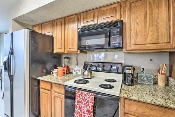 $159,900 | 1700 Baird Farm Circle, Unit 1210, Arlington, TX 76006