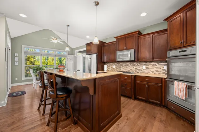 $674,000 | 39-w918 North Hathaway Lane, Geneva, IL 60134