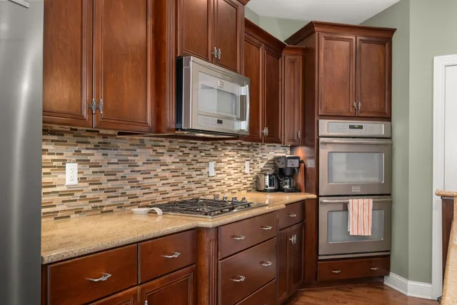 $674,000 | 39-w918 North Hathaway Lane, Geneva, IL 60134