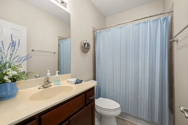 $674,000 | 39-w918 North Hathaway Lane, Geneva, IL 60134