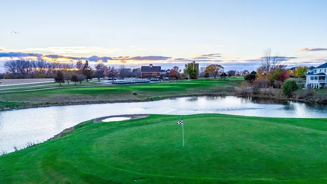 $674,000 | 39-w918 North Hathaway Lane, Geneva, IL 60134