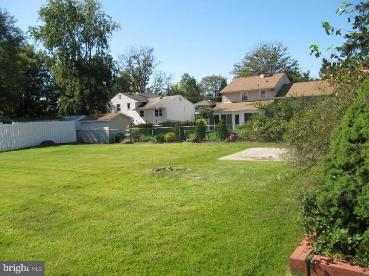125 Ashbrook Road Cherry Hill, NJ 08034 - Photo 2 of 14