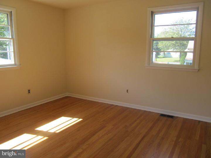 125 Ashbrook Road Cherry Hill, NJ 08034 - Photo 12 of 14