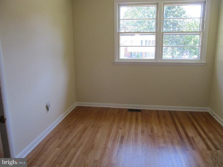 125 Ashbrook Road Cherry Hill, NJ 08034 - Photo 10 of 14