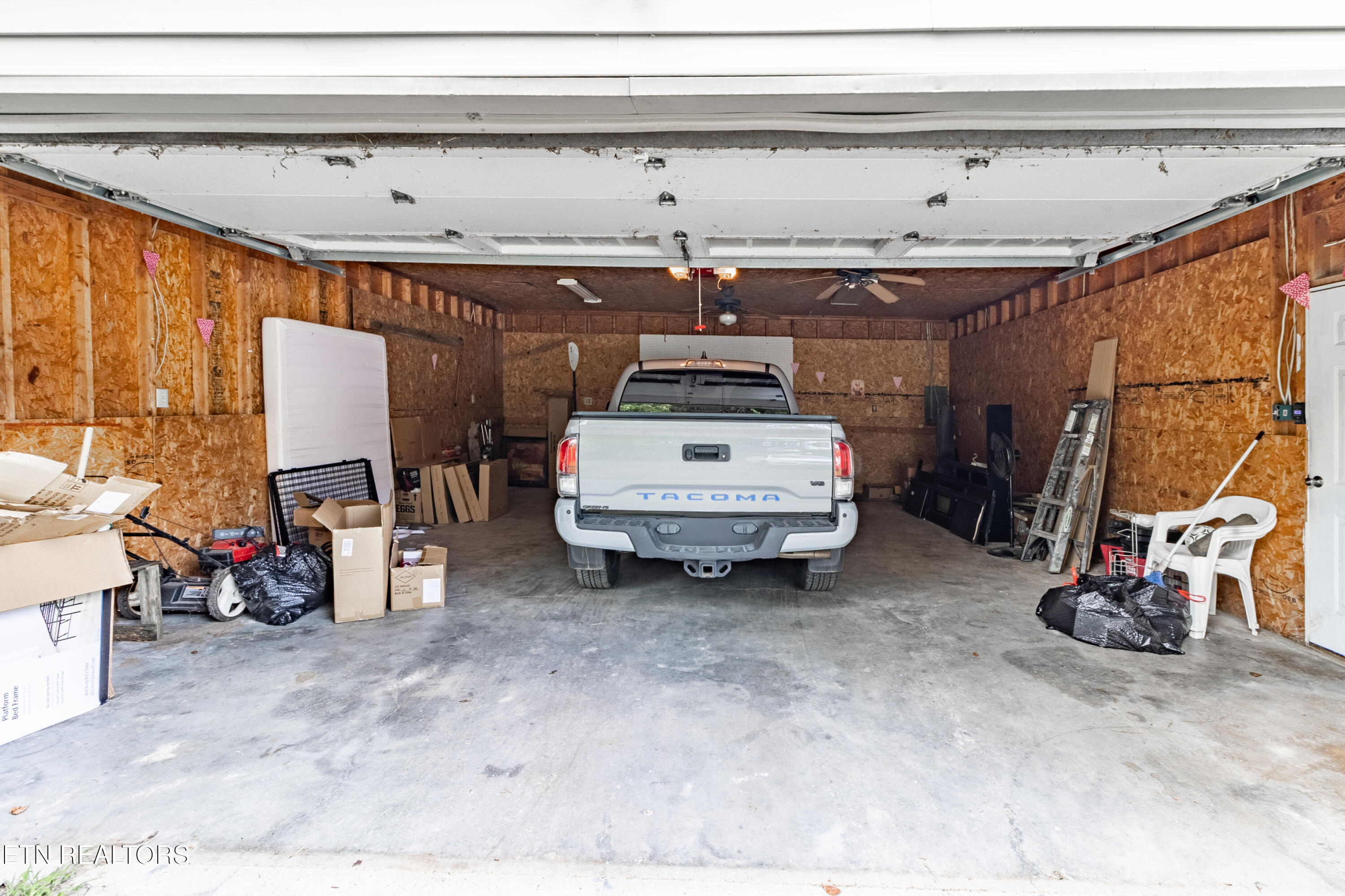 7113 Babelay Road Knoxville, TN 37924 - Photo 22 of 26 _D5A1277-HDR