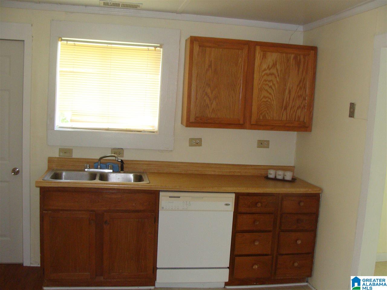107 Brake Street Warrior, AL 35180 - Photo 8 of 22