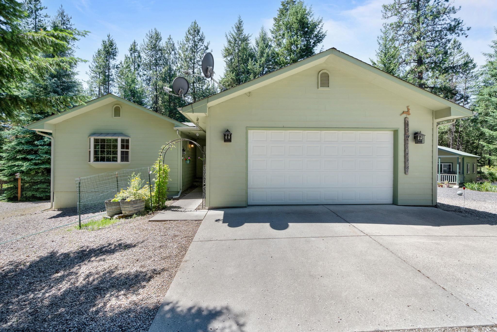 3853 White Pine Road Loon Lake, WA 99148 - Photo 1 of 47 Gallery Image 1