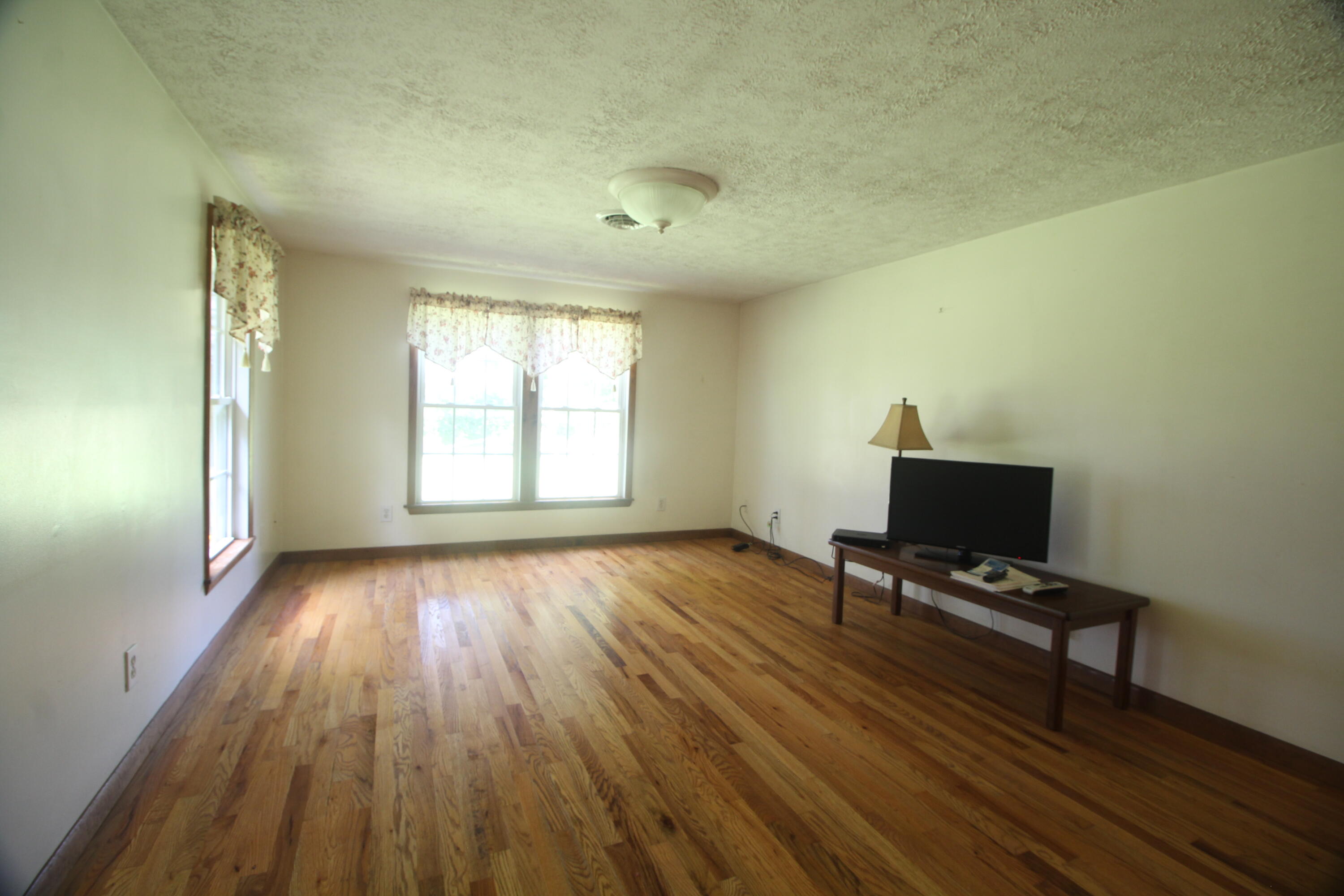 534 Anthony Road Frankford, WV 24938 - Photo 11 of 32 Gallery Image 11