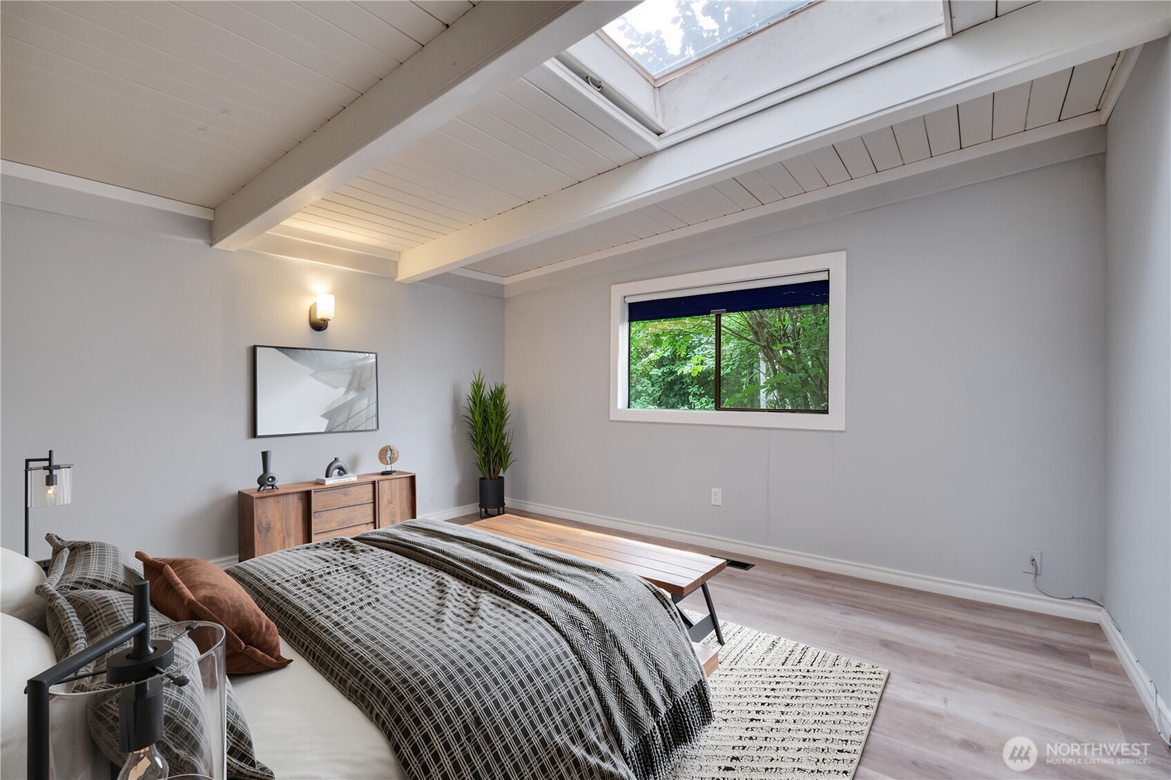 1788 Cliff Road Point Roberts, WA 98281 - Photo 18 of 40 Gallery Image 18
