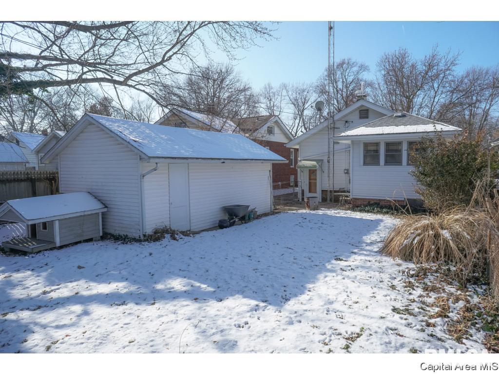 1830 College Street Springfield, IL 62704 - Photo 31 of 33