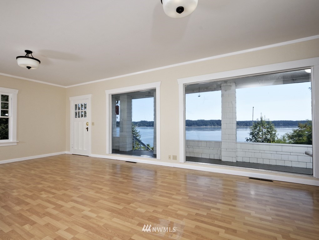391 East Stretch Island Road South Grapeview, WA 98546 - Photo 8 of 25 Gallery Image 8