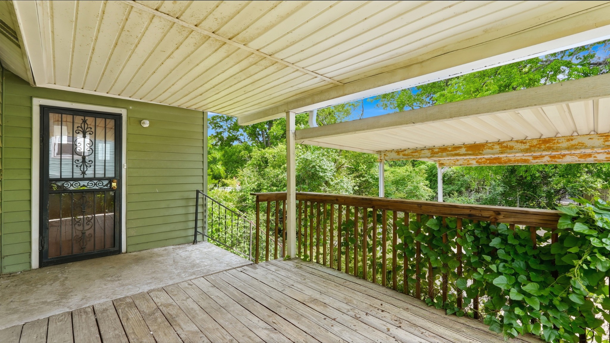 1603 Porter Road Nashville, TN 37206 - Photo 17 of 21 a balcony view with outdoor space