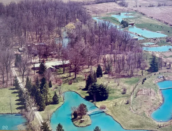 $748,000 | 9100 South Us Highway, Muncie, IN 47302