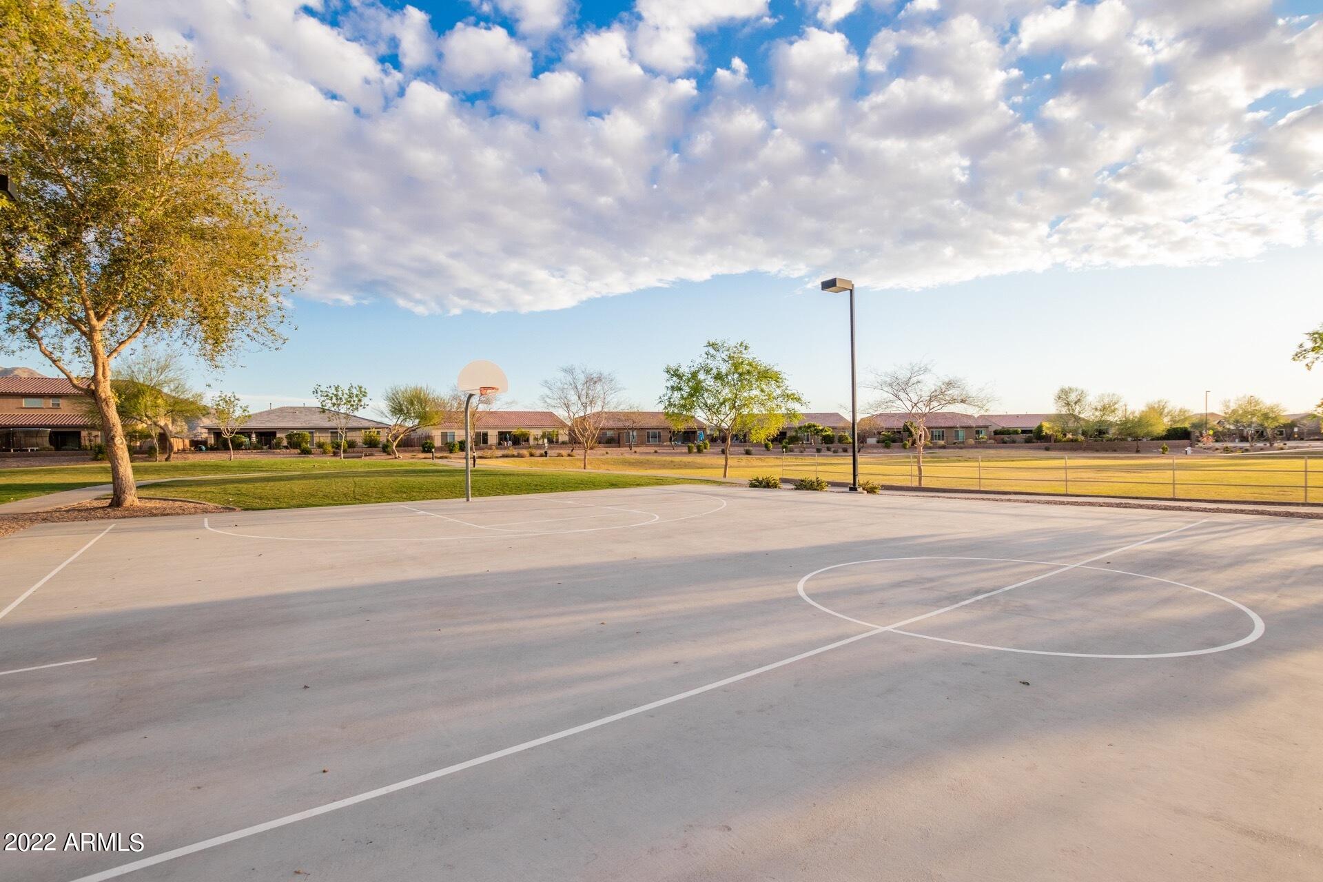 2226 East Saddlebrook Road Gilbert, AZ 85298 - Photo 83 of 84 0054