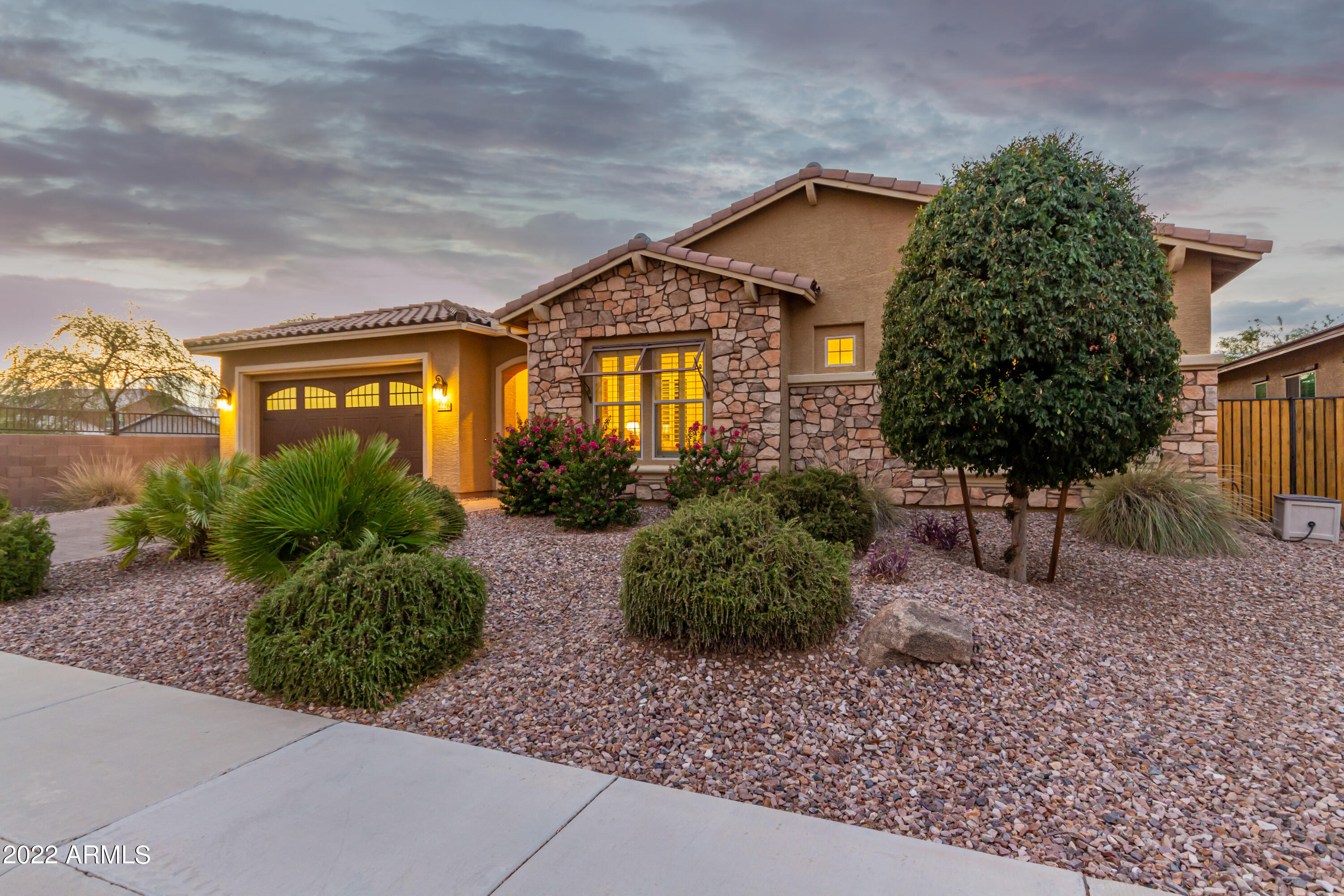 2226 East Saddlebrook Road Gilbert, AZ 85298 - Photo 9 of 84 4 - Saddlebrook 2226