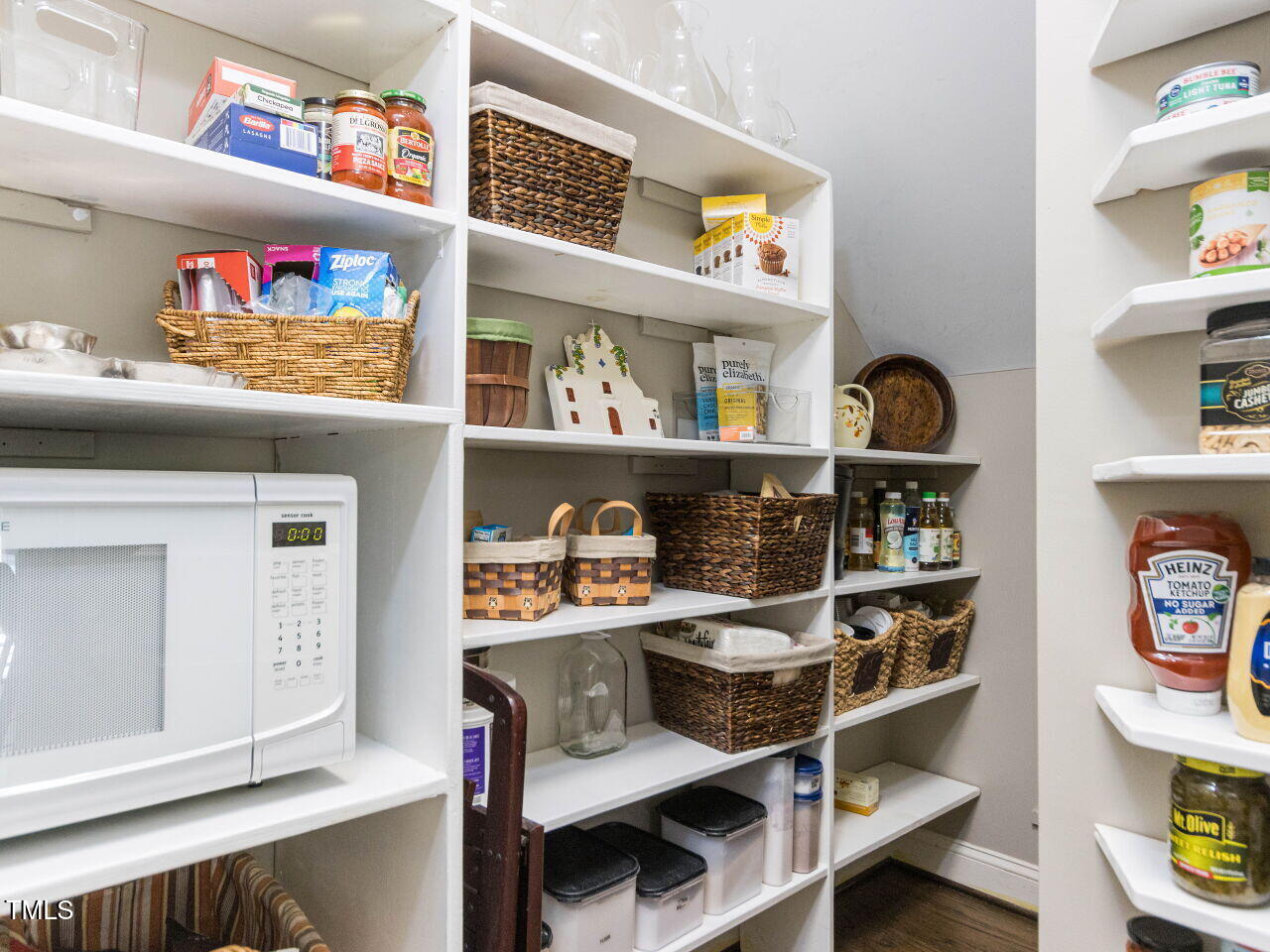 1201 Kalworth Road Wake Forest, NC 27587 - Photo 10 of 76 021-1280x960-pantry