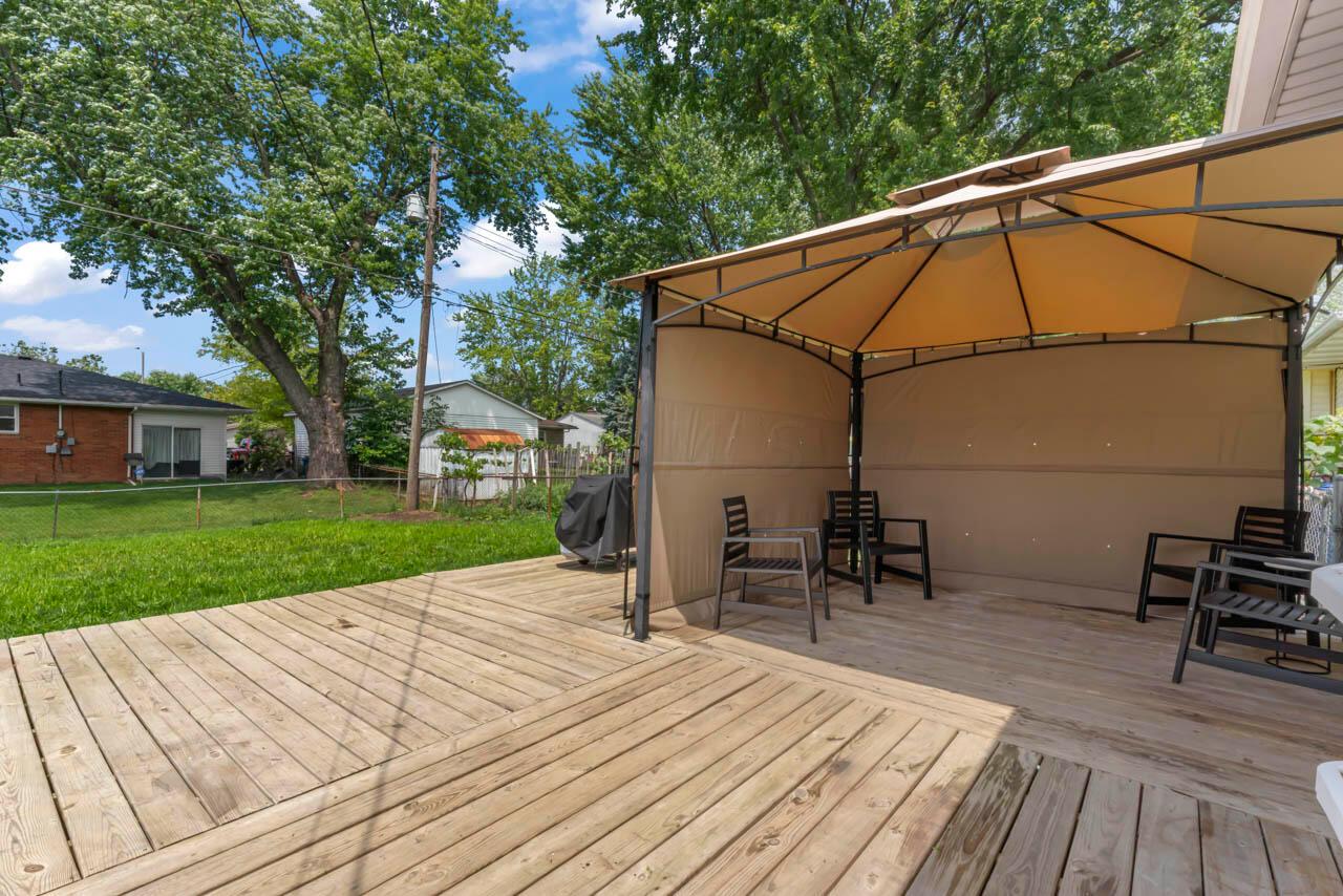 6233 Faircrest Road Columbus, OH 43229 - Photo 29 of 42 2