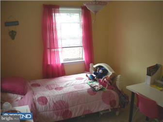 304 Gibbons Road Springfield, PA 19064 - Photo 7 of 12 Bedroom