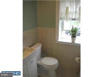 304 Gibbons Road Springfield, PA 19064 - Photo 8 of 12 Bathroom