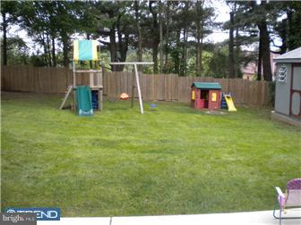 304 Gibbons Road Springfield, PA 19064 - Photo 10 of 12 Exterior Back