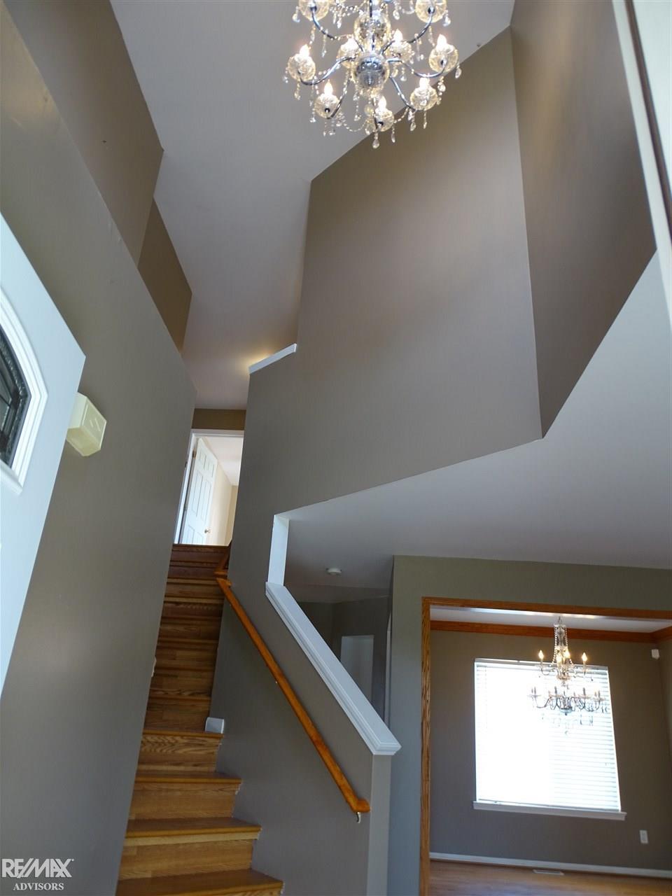 25260 Independence Trail Warren, MI 48089 - Photo 7 of 42