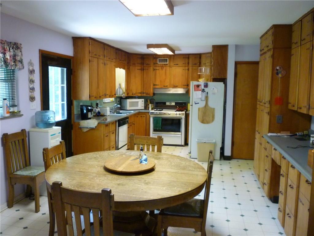 4041 Roland Road Indianapolis, IN 46228 - Photo 11 of 22 Gallery Image 11