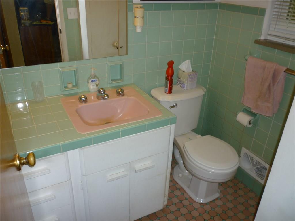 4041 Roland Road Indianapolis, IN 46228 - Photo 18 of 22 Gallery Image 18