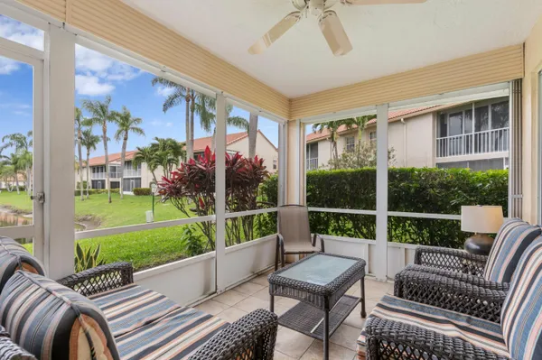 $299,000 | 14407 VÃa Royal, Unit 1, Delray Beach, FL 33446